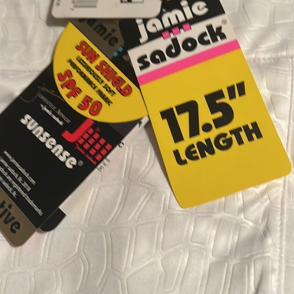 JAMIE SADOCK white skort. Size 18. New with tags. SPF 50. - Picture 3 of 9